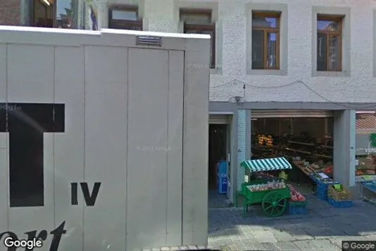 Bedrijfsruimtes te huur i Maaseik - Foto uit Google Street View