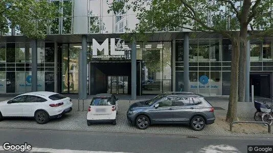 Bedrijfsruimtes te huur i Location is not specified - Foto uit Google Street View