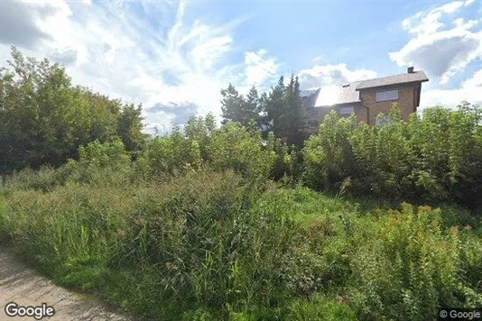 Bedrijfsruimtes te huur i Location is not specified - Foto uit Google Street View