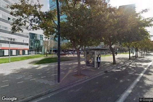 Kontorslokaler för uthyrning i L'Hospitalet de Llobregat – Foto från Google Street View