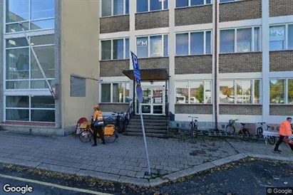 Bedrijfsruimtes te huur in Turku - Foto uit Google Street View