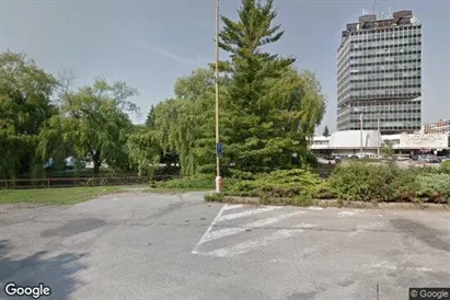 Bedrijfsruimtes te huur in Považská Bystrica - Foto uit Google Street View