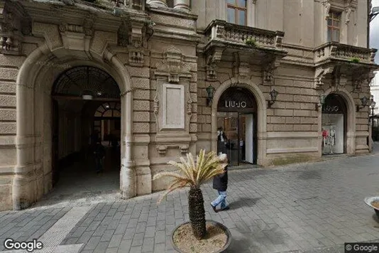 Warehouses for rent i Catanzaro - Photo from Google Street View