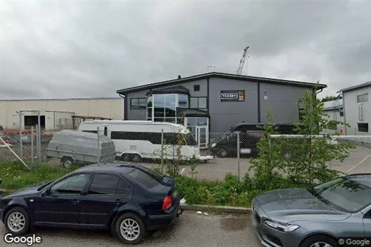 Industrial properties for rent i Helsinki Koillinen - Photo from Google Street View