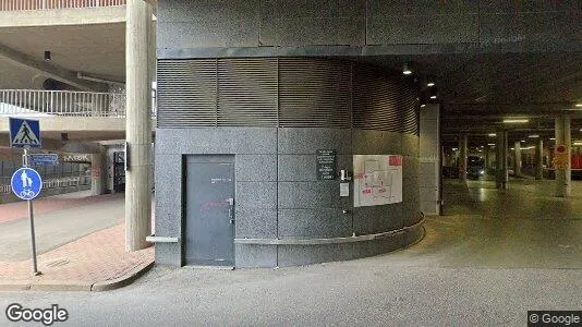 Office spaces for rent i Espoo - Photo from Google Street View