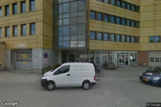 Lager zur Miete i Stockholm South – Foto von Google Street View