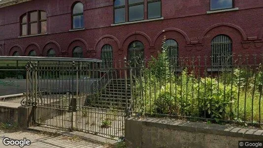 Gewerbeflächen zur Miete i Charleroi – Foto von Google Street View