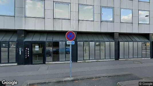 Office spaces for rent i Versailles - Photo from Google Street View