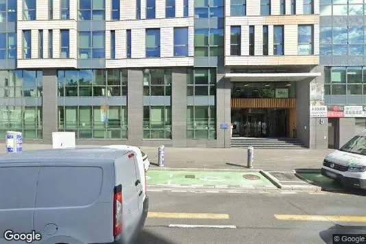 Office spaces for rent i Créteil - Photo from Google Street View