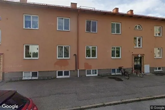 Bedrijfsruimtes te huur i Flen - Foto uit Google Street View