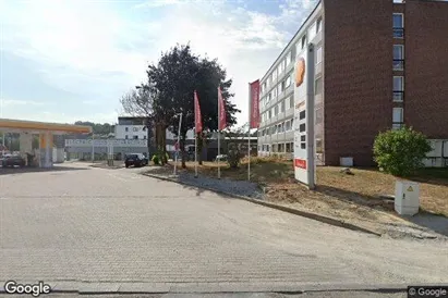 Gewerbeflächen zur Miete in Namen - Photo from Google Street View