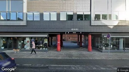 Lokaler til leje i Roskilde - Foto fra Google Street View Lokaler til leje i Roskilde - Foto fra Google Street View