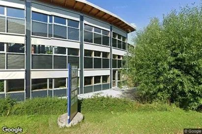 Företagslokaler för uthyrning i Hallwang – Foto från Google Street View
