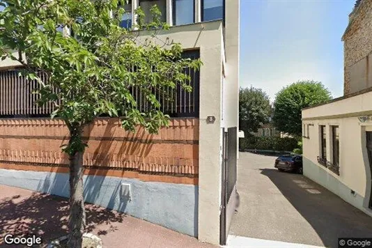 Commercial properties for rent i Nanterre - Photo from Google Street View