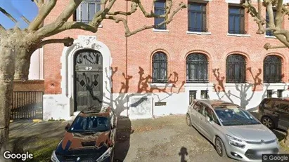 Commercial properties for rent in La Rochelle - Photo from Google Street View