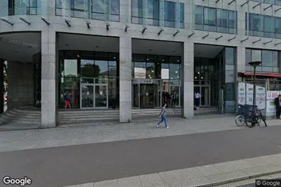 Bedrijfsruimtes te huur in Parijs 13ème arrondissement - Place d'Italie - Foto uit Google Street View