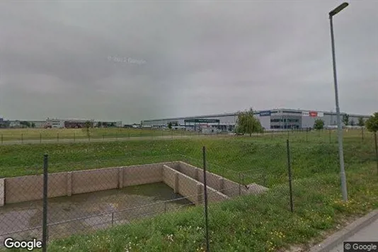 Magazijnen te huur i Senec - Foto uit Google Street View