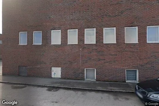 Warehouses for rent i Västra hisingen - Photo from Google Street View