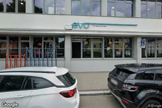 Commercial properties for rent i Zürich District 2 - Photo from Google Street View