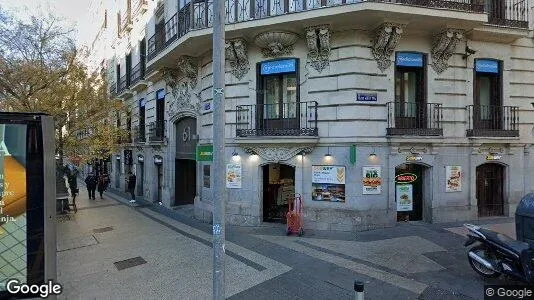 Bedrijfsruimtes te huur i Madrid Retiro - Foto uit Google Street View