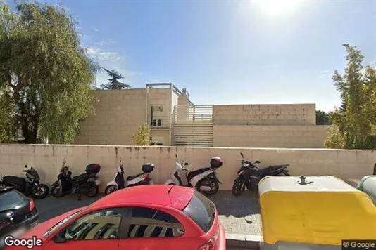 Gewerbeflächen zur Miete i Barcelona Horta-Guinardó – Foto von Google Street View