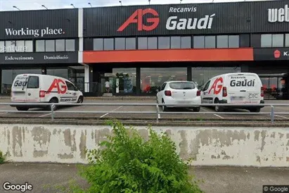Bedrijfsruimtes te huur in Girona - Foto uit Google Street View