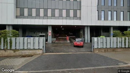 Coworking spaces för uthyrning i El Encinar de los Reyes – Foto från Google Street View