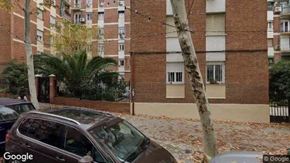 Lokaler til leje i Madrid Tetuán - Foto fra Google Street View Lokaler til leje i Madrid Tetuán - Foto fra Google Street View