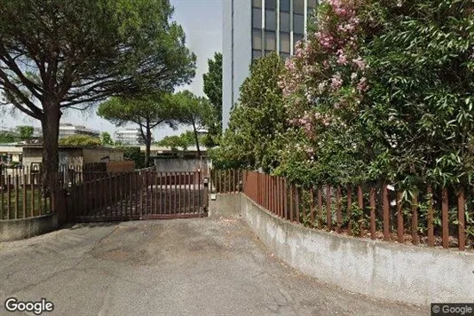 Gewerbeflächen zur Miete i Rom Municipio IX – EUR – Foto von Google Street View