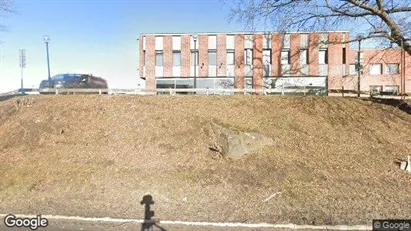 Gewerbeflächen zur Miete in Huddinge – Foto von Google Street View