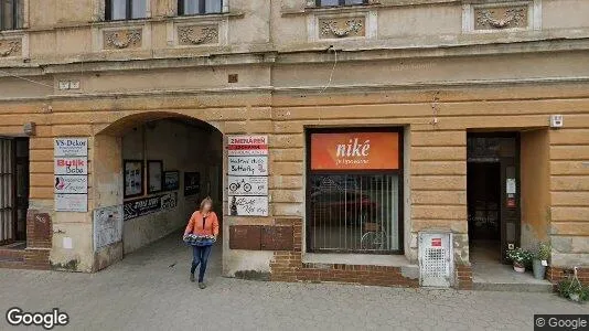 Bedrijfsruimtes te huur i Bytča - Foto uit Google Street View