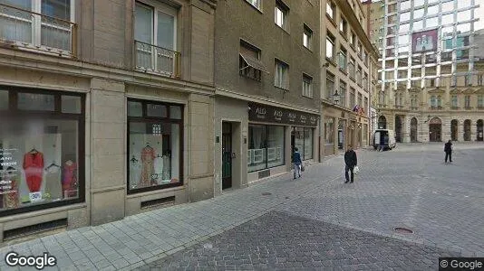 Magazijnen te huur i Location is not specified - Foto uit Google Street View