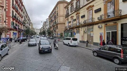 Gewerbeflächen zur Miete i Neapel Municipalità 4 – Foto von Google Street View
