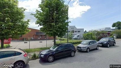 Magazijnen te huur in Husie - Foto uit Google Street View