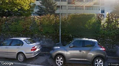 Commercial properties for rent in Le Grand-Saconnex - Photo from Google Street View