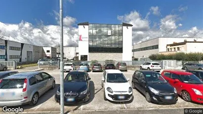 Bedrijfsruimtes te huur in Pescantina - Foto uit Google Street View