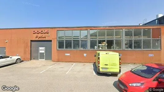 Industrial properties for rent i Vantaa - Photo from Google Street View