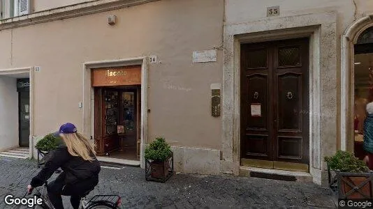 Bedrijfsruimtes te huur i Rome Municipio I – Centro Storico - Foto uit Google Street View