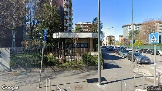 Bedrijfsruimtes te huur i Milaan Zona 6 - Barona, Lorenteggio - Foto uit Google Street View