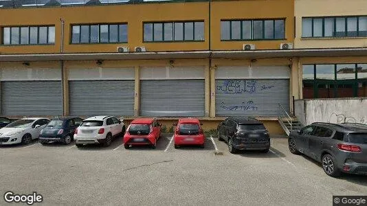 Bedrijfsruimtes te huur i Moncalieri - Foto uit Google Street View