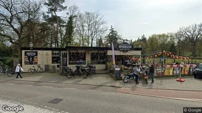 Gewerbeflächen zur Miete in Baarn – Foto von Google Street View