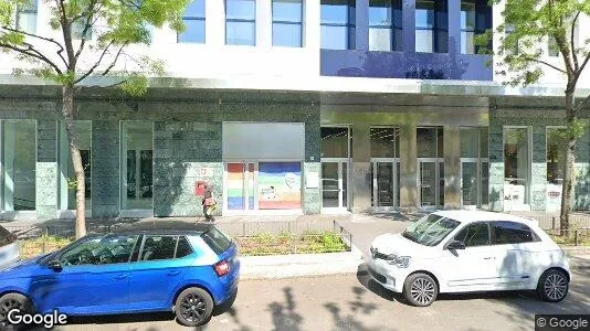 Bedrijfsruimtes te huur i Milaan Zona 8 - Fiera, Gallaratese, Quarto Oggiaro - Foto uit Google Street View