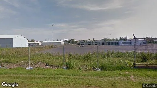Bedrijfsruimtes te huur i Reykjavík Hlíðar - Foto uit Google Street View