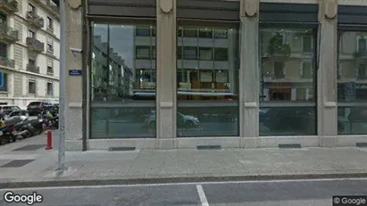 Warehouses for rent in Geneva Cité - Photo from Google Street View