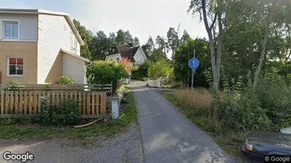 Warehouses for rent in Knivsta - Photo from Google Street View