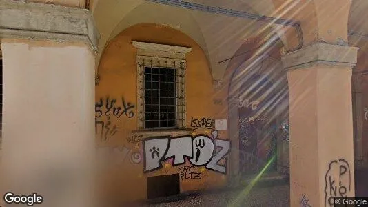 Bedrijfsruimtes te huur i Bologna - Foto uit Google Street View