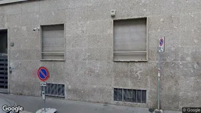 Bedrijfsruimtes te huur in Milaan Zona 1 - Centro storico - Foto uit Google Street View