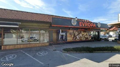 Bedrijfsruimtes te huur in Radovljica - Foto uit Google Street View