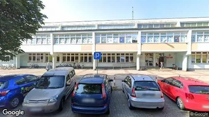 Kontorslokaler för uthyrning i Kołobrzeski – Foto från Google Street View