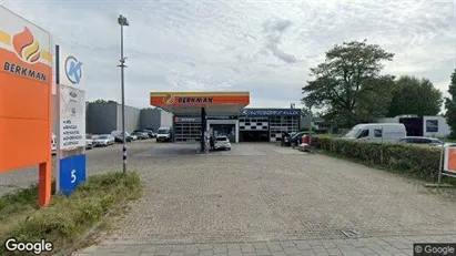 Bedrijfsruimtes te huur in Oosterhout - Foto uit Google Street View
